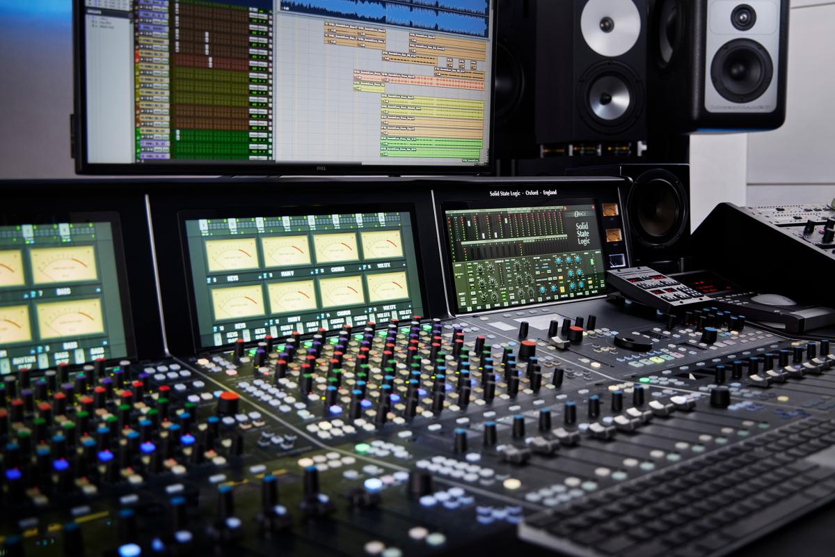 SSL Oracle at SM Entertainment